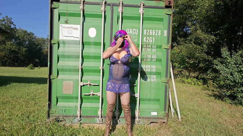 Jon Screcrow: Crossdresser Outside Masturbation Sessions
