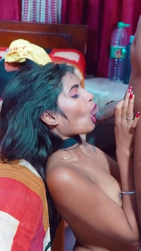 Teenage Bhabhi Hungry to Suck Young Cock of His Devar