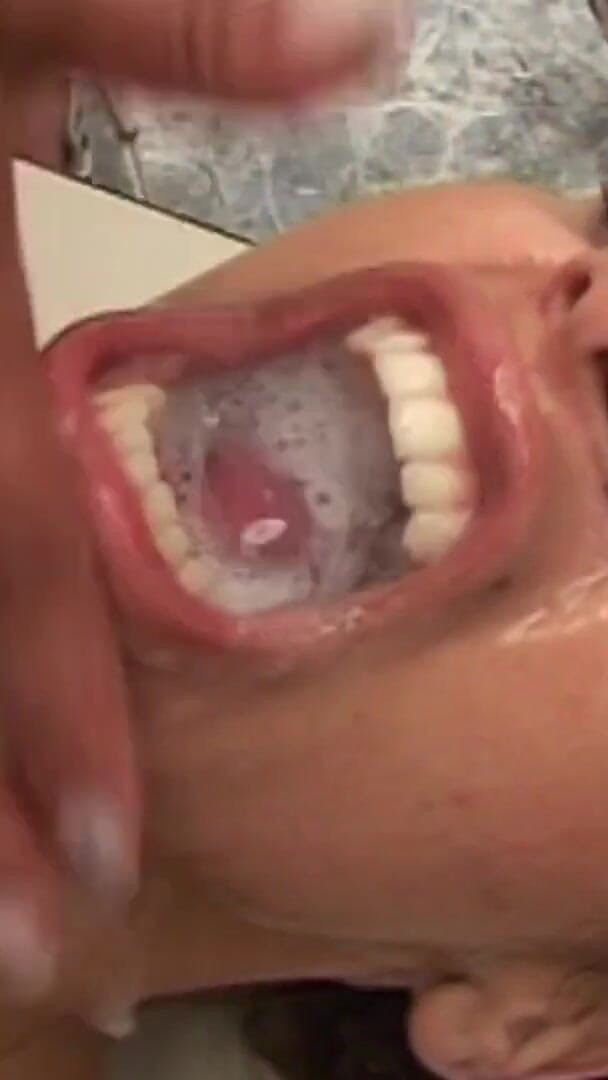 Lesbian Mega Piss and Spit Swallow Six Top Girls (All about pee)