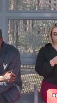 Kronik swinger: Sophia Burns & Richard Mann