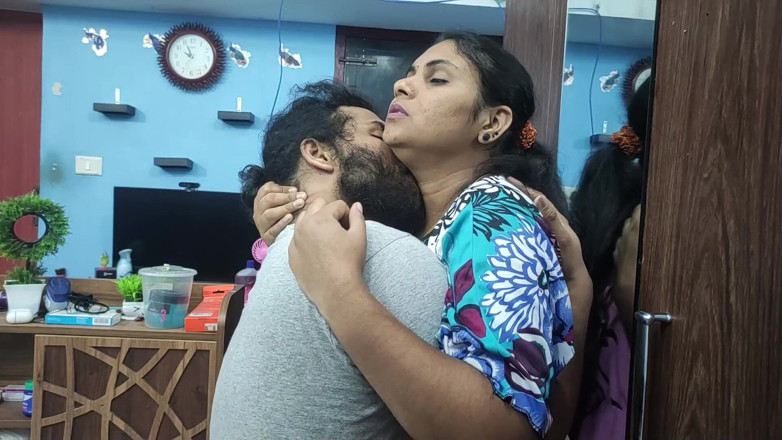 Vaigavarun45: Step Mom Hot Fuck with Step Son, Mother-in-law Hot Nighty...
