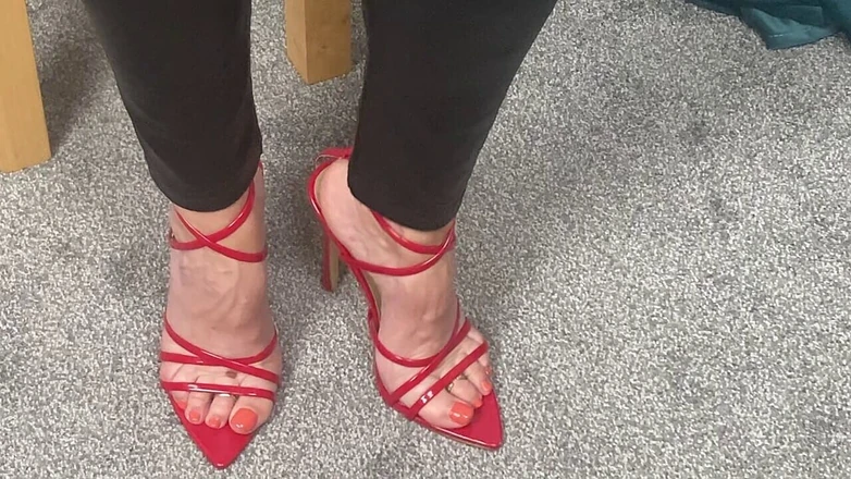 Mr MF: Mrs Mature Feet Wearing Extremely Tight Leather Trousers and Heels