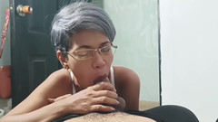 Swingersamateur40: Aku masuk ke kamarmu untuk minta chargerku dan berujung dengan...