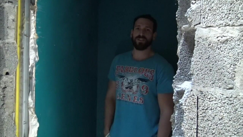 Enzo Rimenez: Young bear worker fucked by Enzo Rimenez