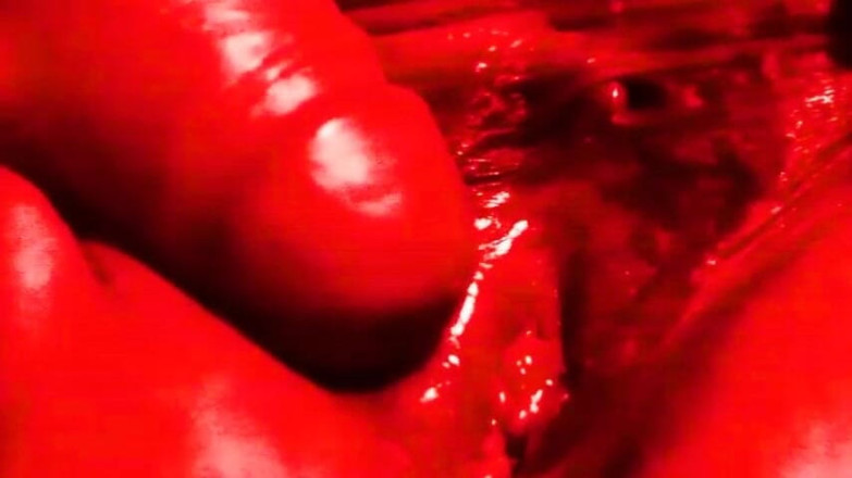 Sapelp: La masturbation rouge noir