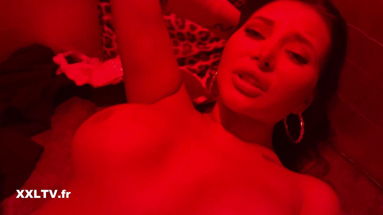 XXLTVFR: Překvapivá orgie pro Clea Gaultier
