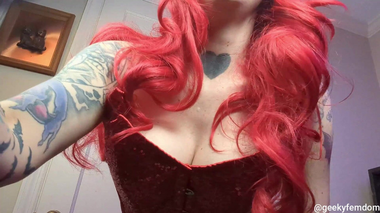 Geeky Femdom: Wandavision- Scarlet Witch द्वारा सिकुड़ना