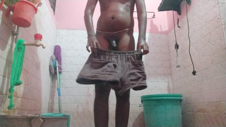 Tamil 10 inches BBC: La séance de massage tamil10inchesbbc s’est mal passée
