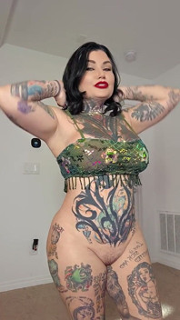흑인 대물 자지에게 따먹히는 발정난 밀프