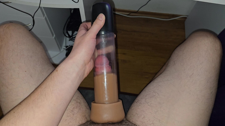 Fap_man93: Il Mio Cazzo Vs Pompa Del Vuoto - Guardandolo Diventare Più...