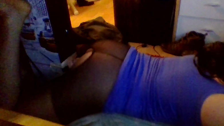 Joslin: Analficken in strumpfhosen