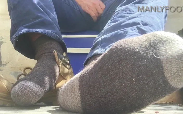 Manlyfoot: I Wore the Same Socks for 5 Days Heres What Happened - 5...