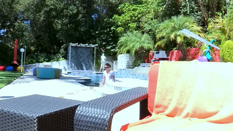 Lesbian Love Movies: Ass up on the Blue Daybed - Brunette Takes a Tongue...