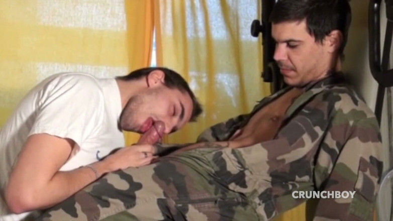 MEN BIG COCKS FUCKERS: Büyük yaraklı seksi Fransız erkekler