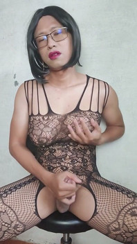 สาวสองนมใหญ่ Mitha Zhe ใช้มือ