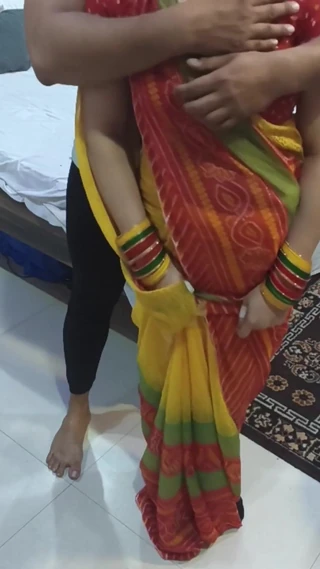 Your Alisha: Bhabhi Called the Neighbour to Fix the Shower and Got...