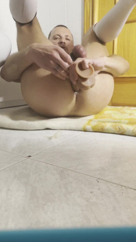 내 보지를 따먹을 준비가 됐어