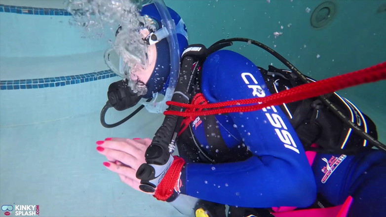 UKCuteGirl Lucy Lauren: Underwater Bondage in Scuba Tied Tight &amp; Dragged Through Water