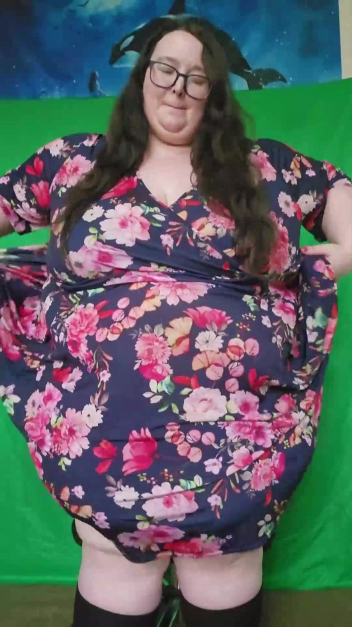 SSBBWLadyBrads: Fat SSBBW Goddess Clothes Try on