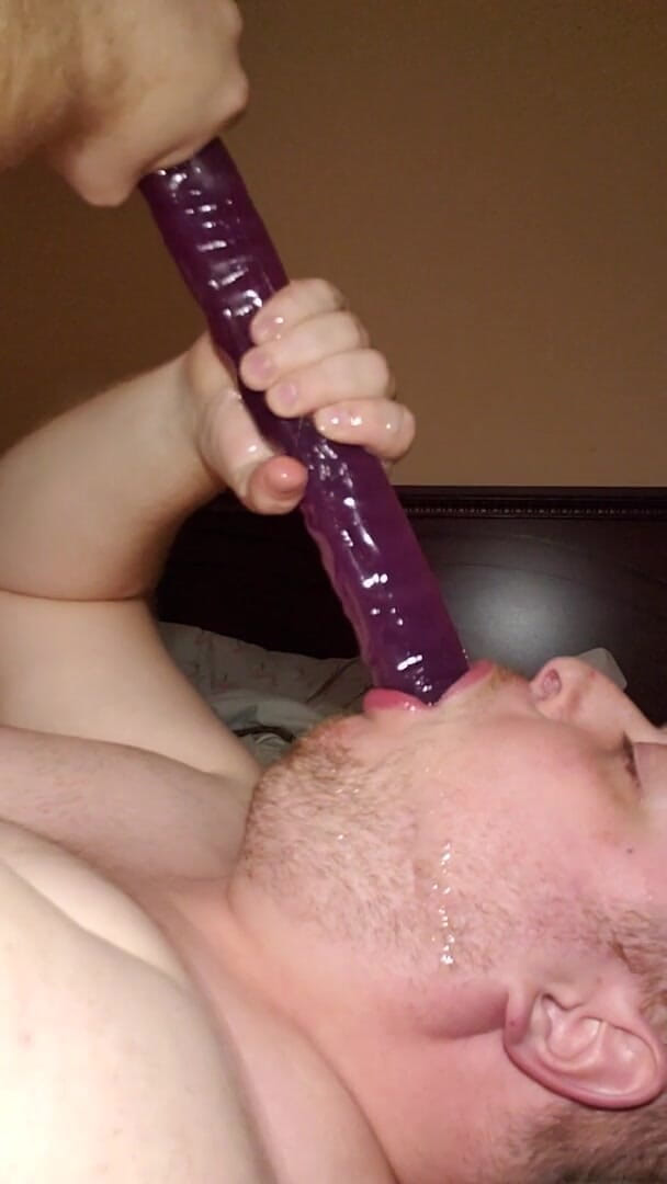 Charlieboy69: Halsfick, gesichtsfick-furz