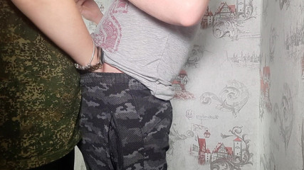 Viktoria_sekret: 직장 동료를 유혹하는 가죽 레깅스를 입은 마누라