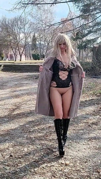 The Little Whore in the Park