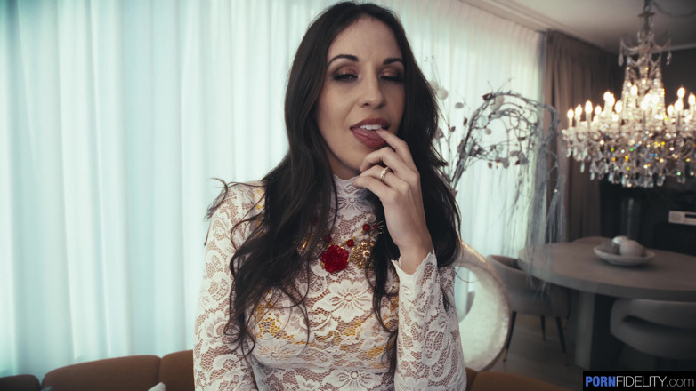 Pornfidelity: Amiee Cambridge Creampied