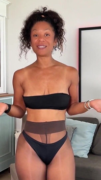 Treino de glúteo com meia-calça para milf rabuda
