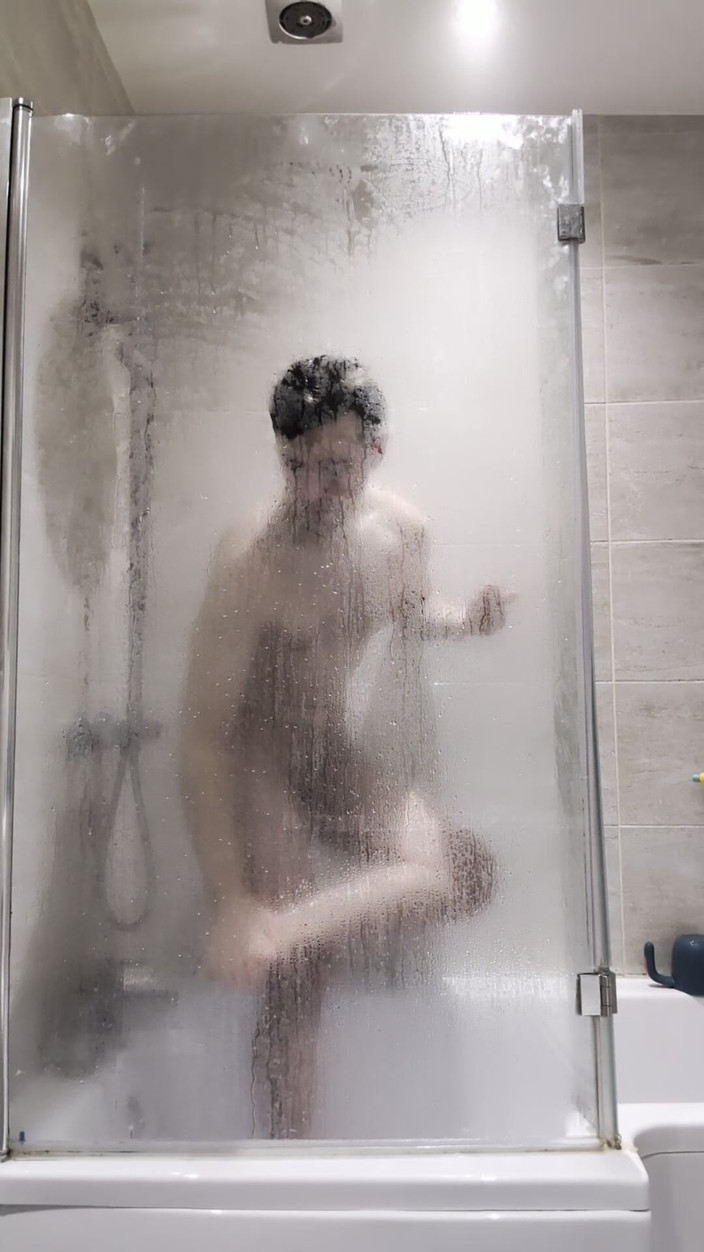 Nathan Forest: Смотри на меня в душе