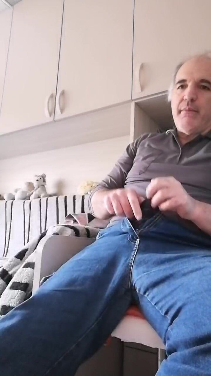 Setesesso7: My Hard, Swollen Cock Wants to Be Wanked Right Away!