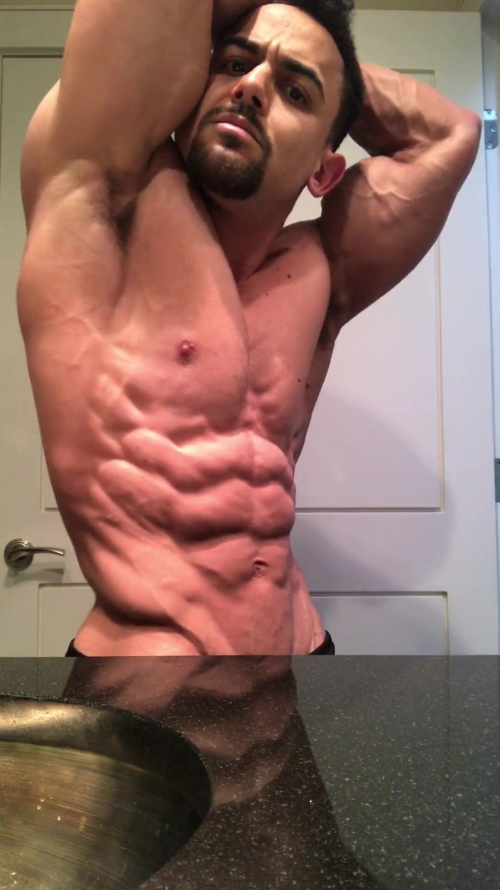 Benji Bastian: Jacked Bodybuilder Benji Bastian Flexing His Huge, Shredded, Muscles