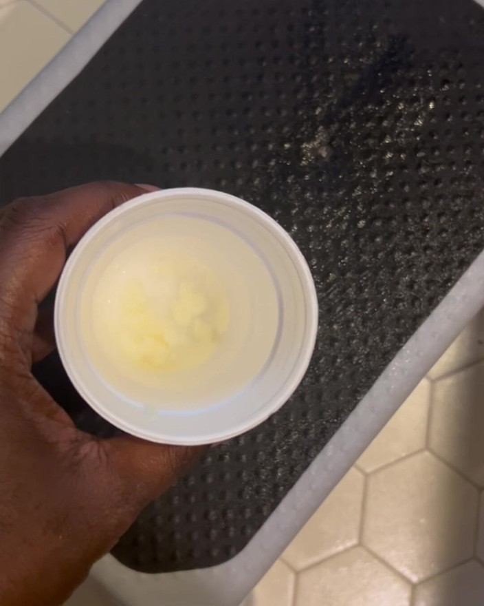 Jacks: Asmr कप में वीर्य निकाल रही है