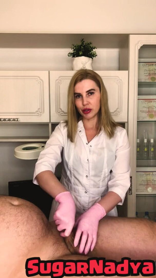 SugarNadya: Formazione professionale nel massaggio lingamma sull'esempio del pene