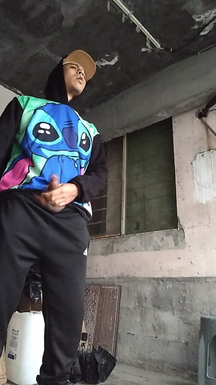 AlexAlejandro13: Đó là một niềm vui ở nơi công cộng