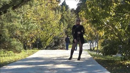 RedRoseRus: Flashing -walk in stocking