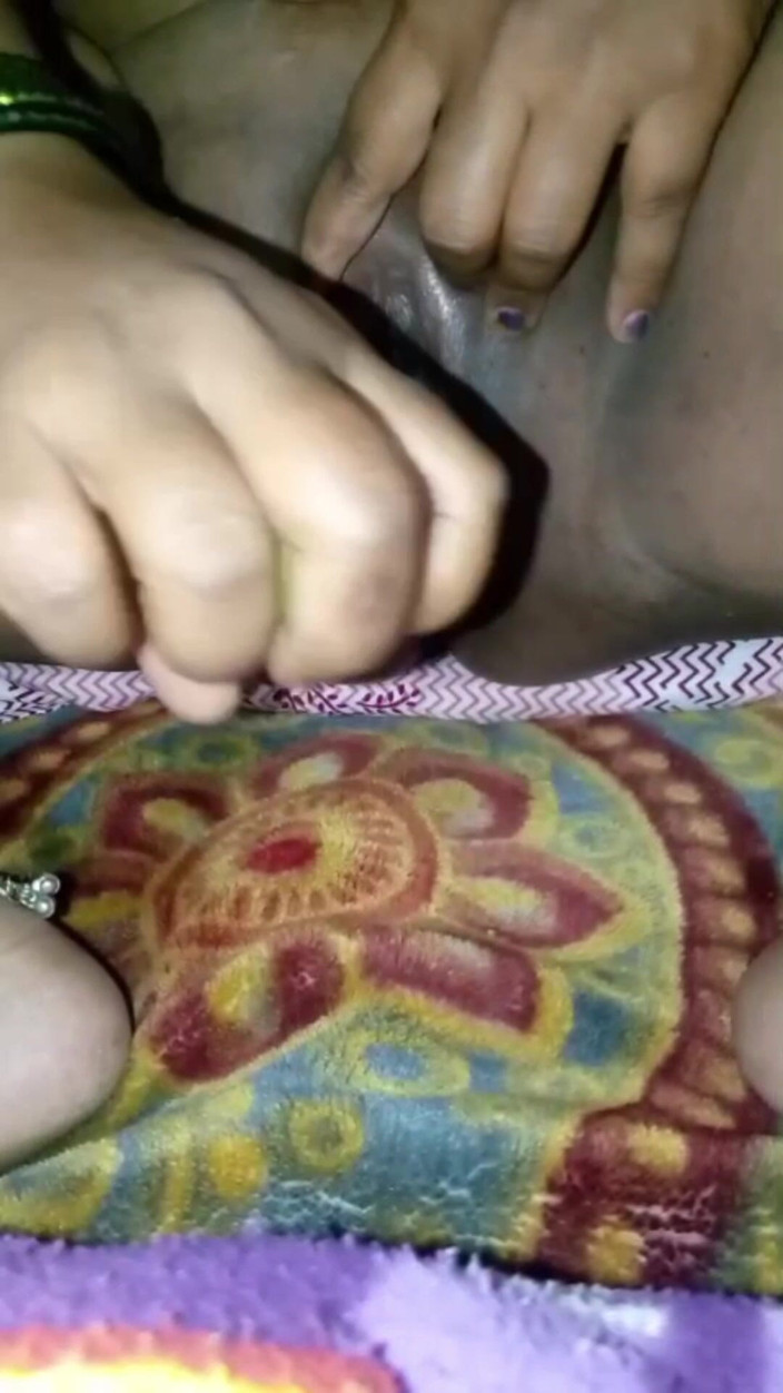 Savita sex video: Desi Chut Indian Bhabhi Ki Chut