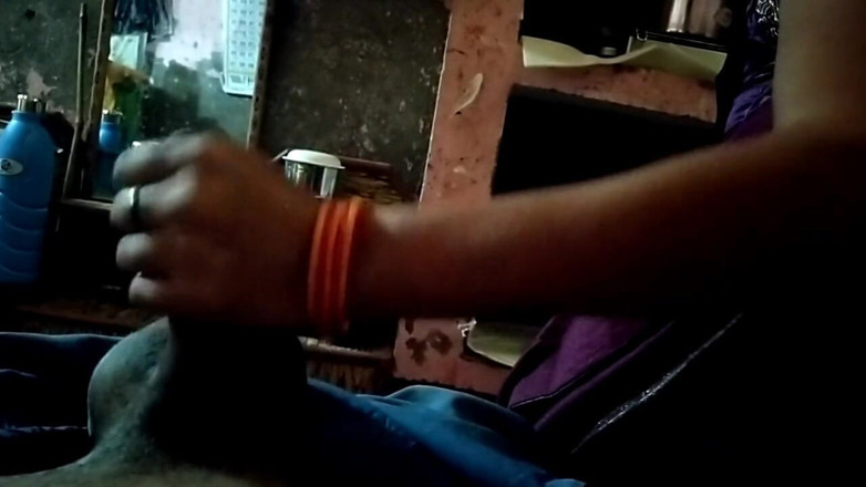 hotsimran70: Simran pierwszy film z masturbacji z chłopakiem