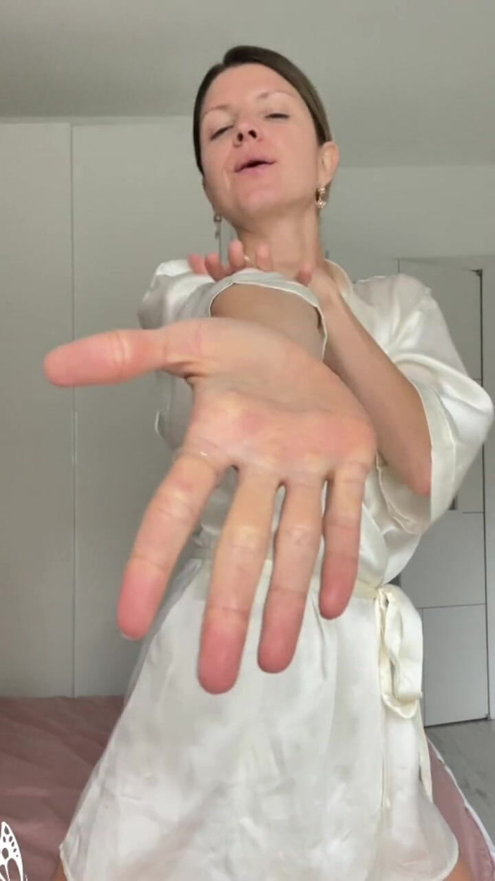 Gina Gerson: Solo Sabah Mastürbasyon