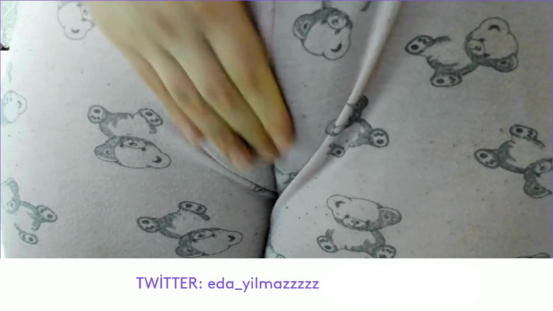 bigass_sexy_bigboobs: Cameltoe - Piżama - Opuchnięta cipka - Opuchnięta cipka