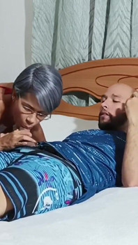 Sorei mele vitrege îi place să vadă pula mea curată -100% spaniolă.