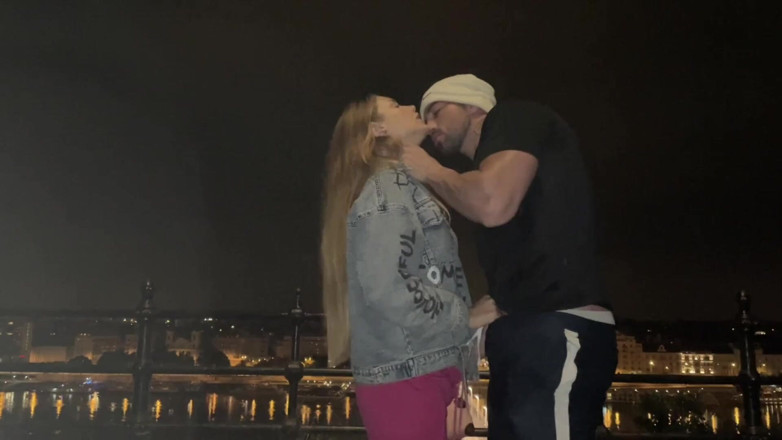 Mary Rock: per via di Budapest