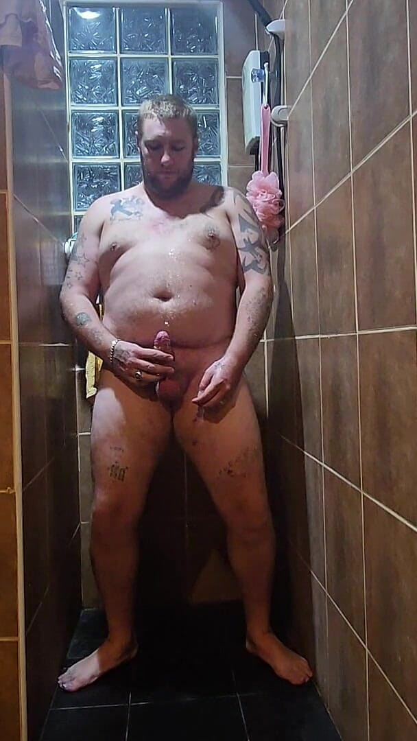 Jimbob Pissing on His Feet and Stomach (Jimbob Star GAY)