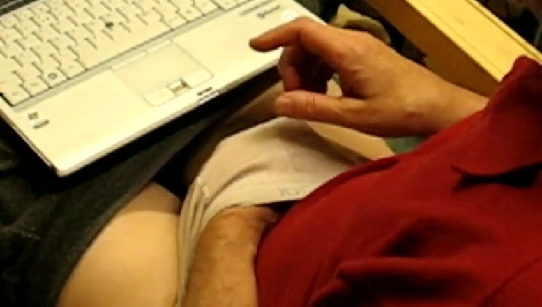 Mstbooblover: Menonton, melancap, pancut