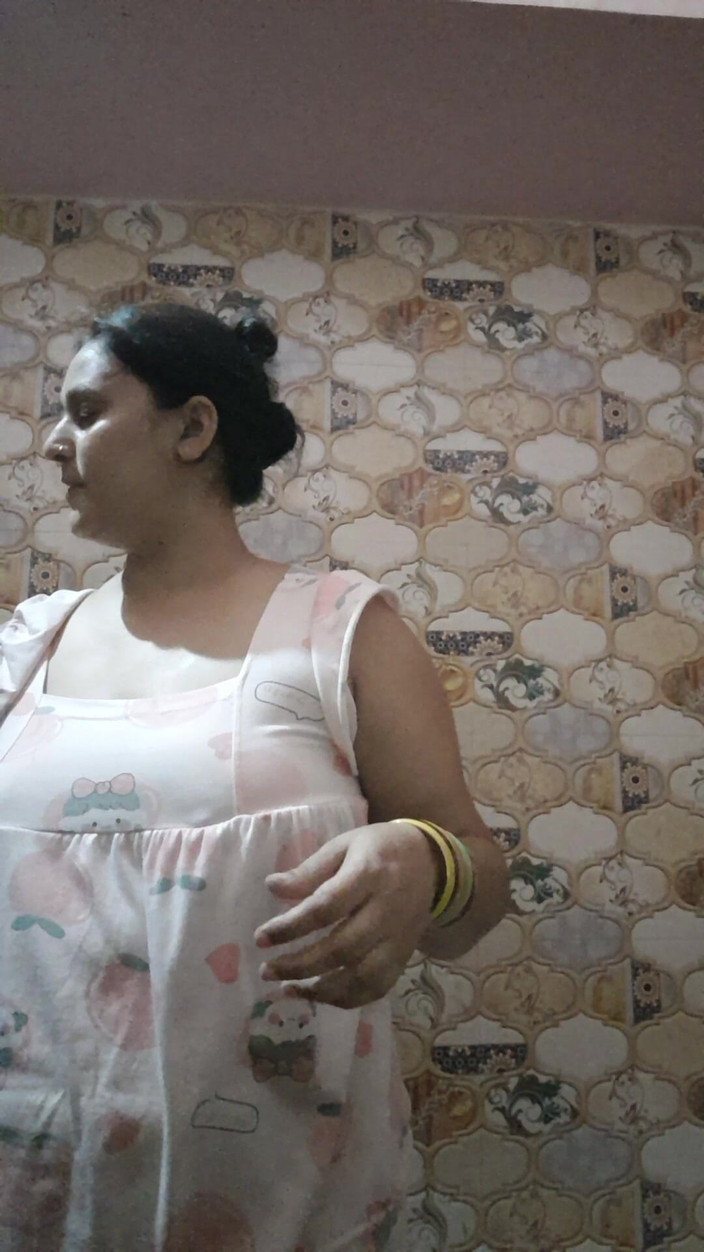 Puja555: Desi Bhabhi