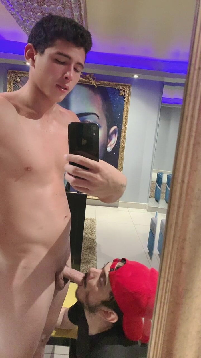 The-hook305: Markus Gets a Blowjob in Front of the Mirror