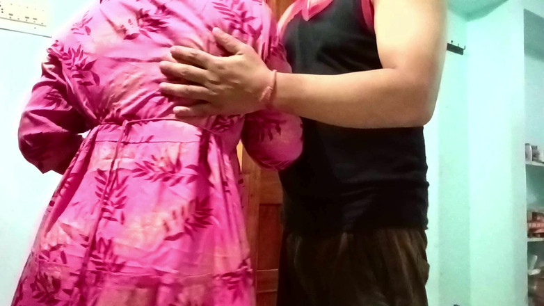 Hot N Sexy: Desi Sister-in-law Full Romance and Boob Pressing Masti Sex Video