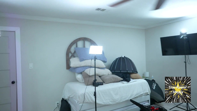 Savvy G: Savvy G's BBC Hotwife Podwójna funkcja: Funty Jessica Jax's Pussy...