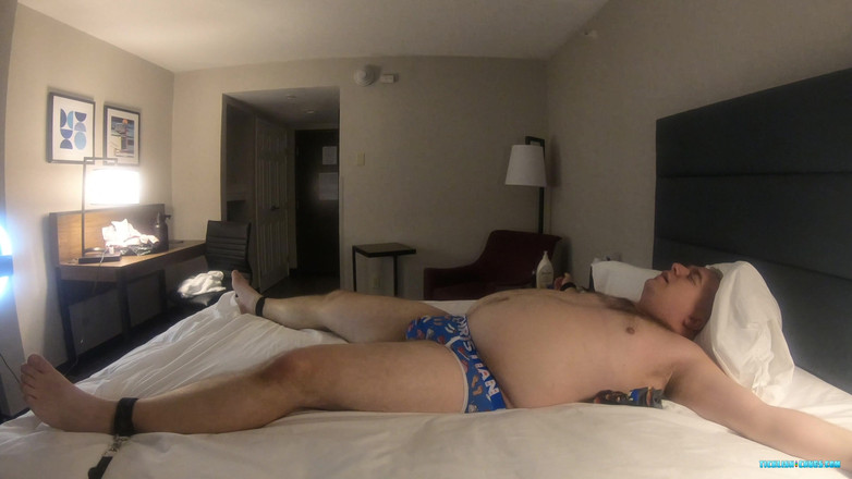 Ticklish Chubs: Simon lechtá Matta