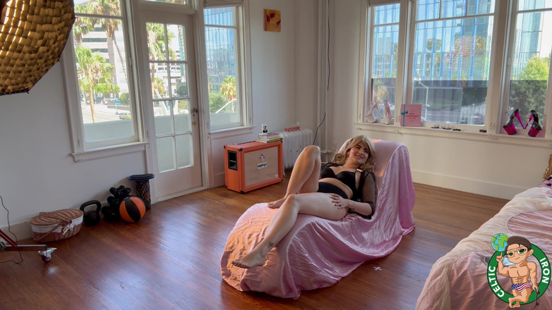 Celtic Iron: Big Ass Blonde Deepthroat Doggystyle - Bts 4K