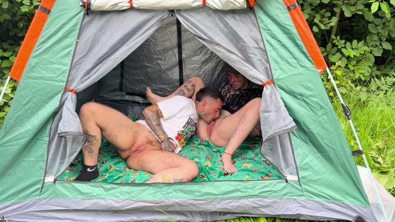 punkgoblin: T4t Wild Camping Hookup